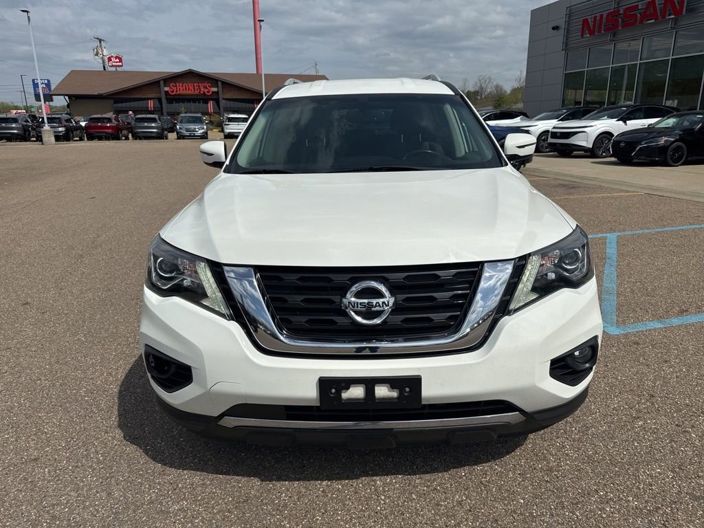 Used 2018 Nissan Pathfinder SV AWD/4WD image 2
