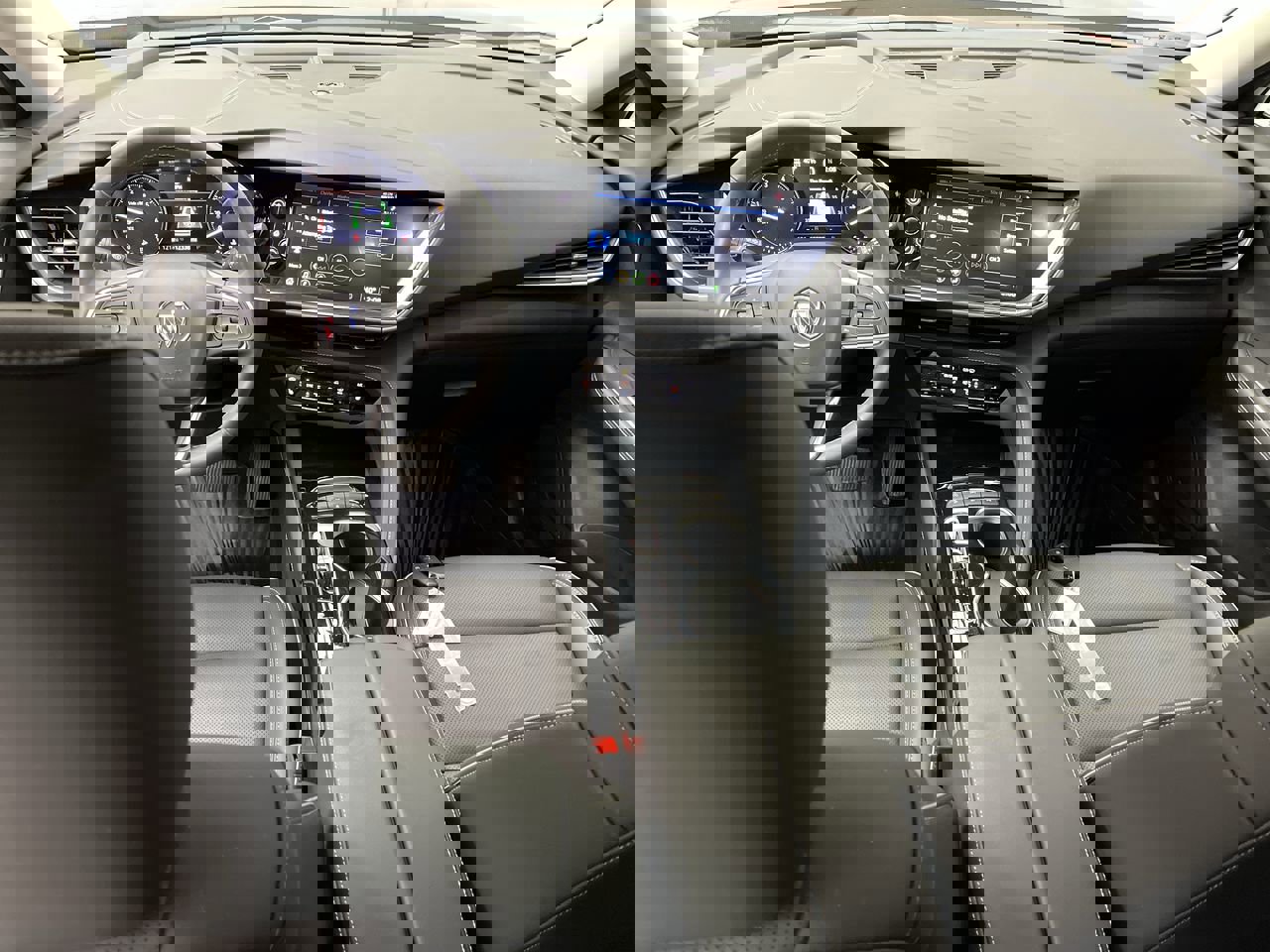 Certified 2023 Buick Envision Essence image 4