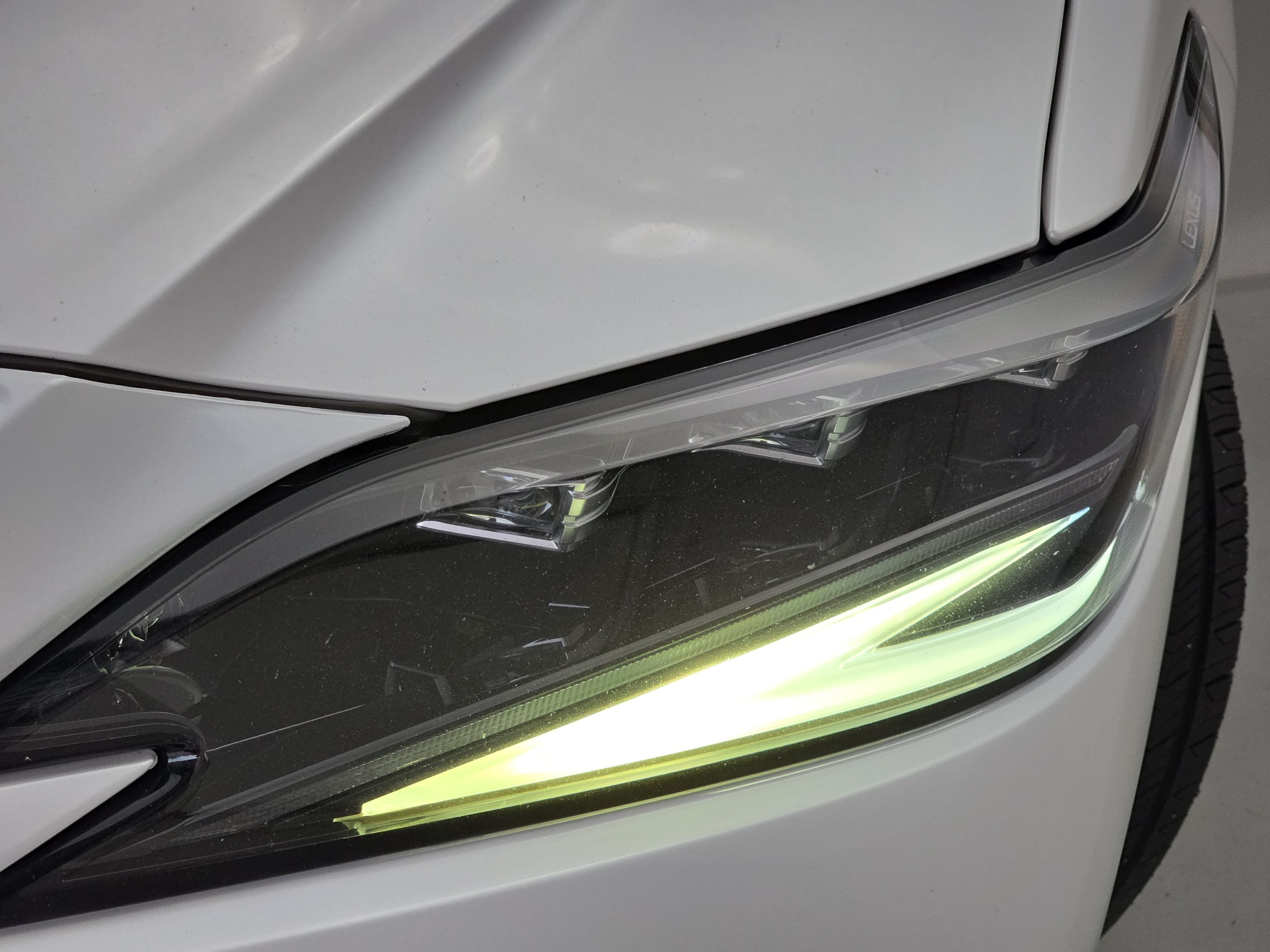 Used 2022 Lexus ES 350 Ultra Luxury w/ Accessory Package 2 FWD image 30
