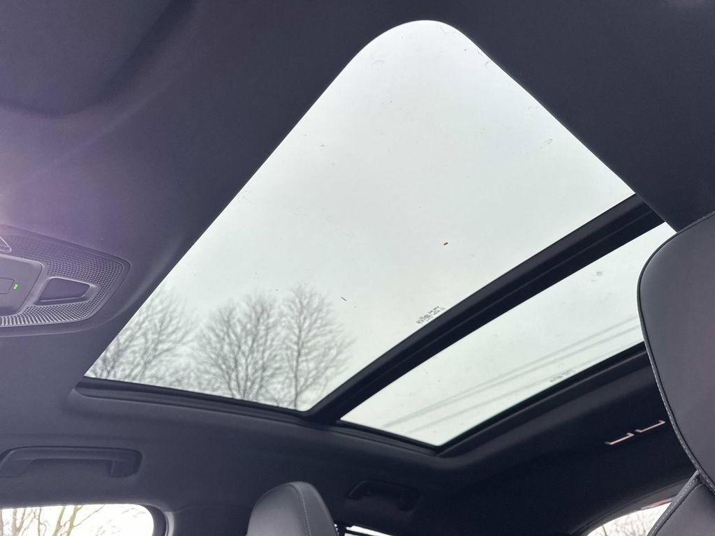 New 2025 Audi SQ5 Premium Plus image 24