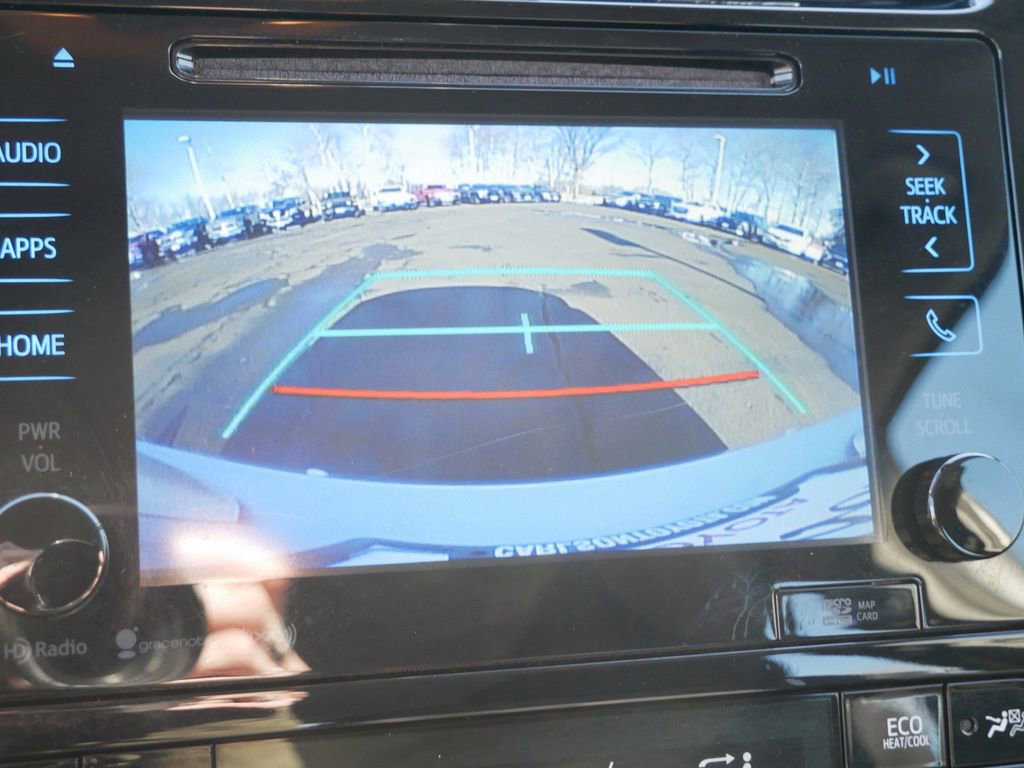 Certified 2018 Toyota Prius Three image 23