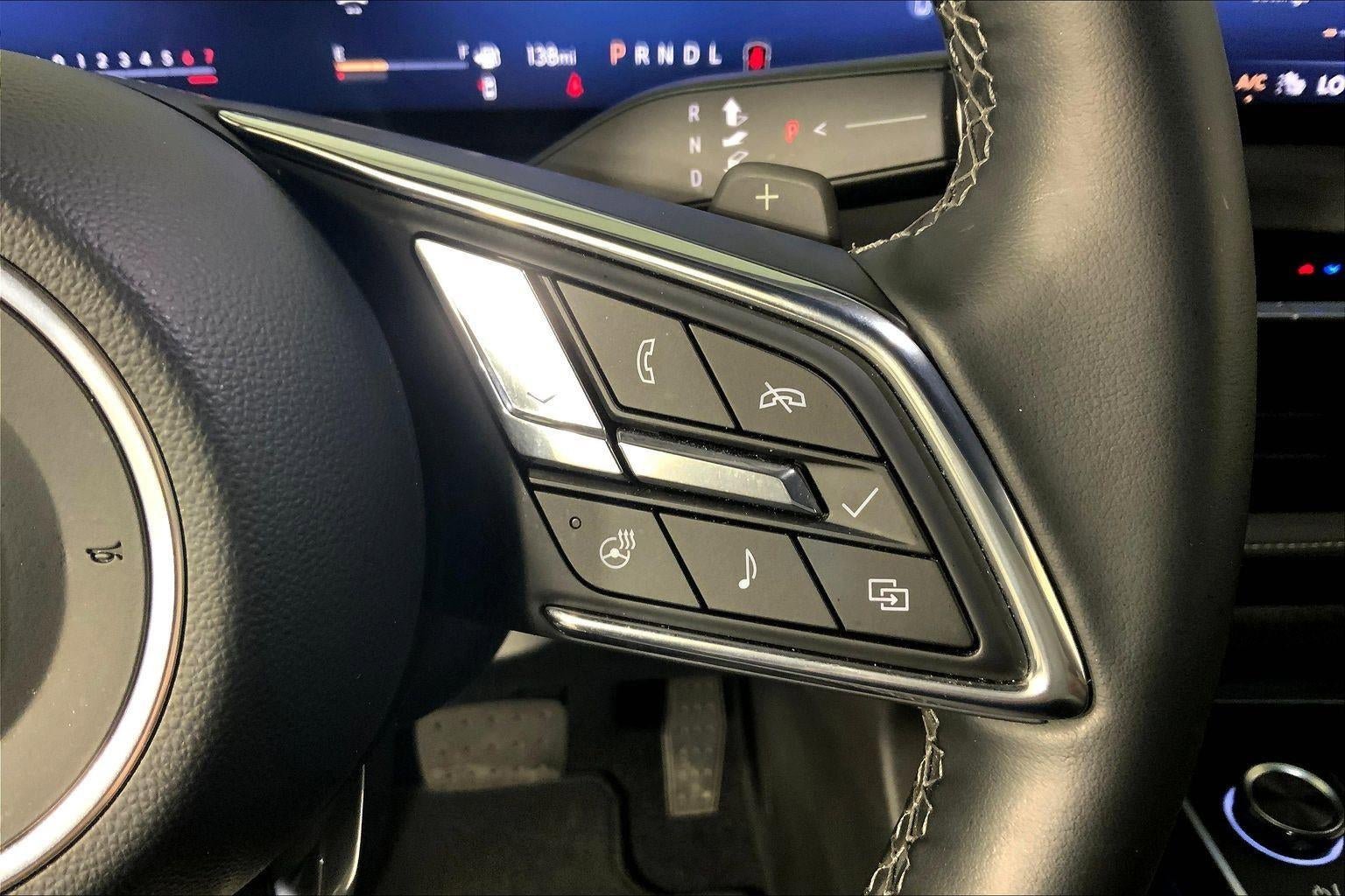 Used 2025 Buick Enclave Preferred FWD image 19