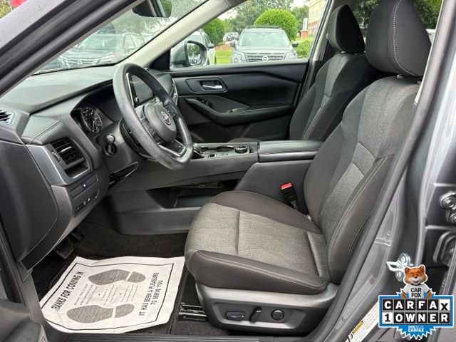 Used 2024 Nissan Rogue SV AWD/4WD image 11