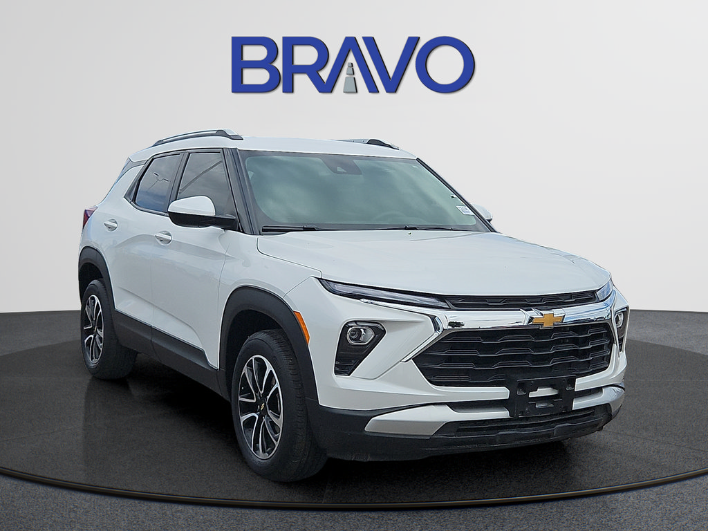Used 2024 Chevrolet TrailBlazer LT AWD/4WD image 6