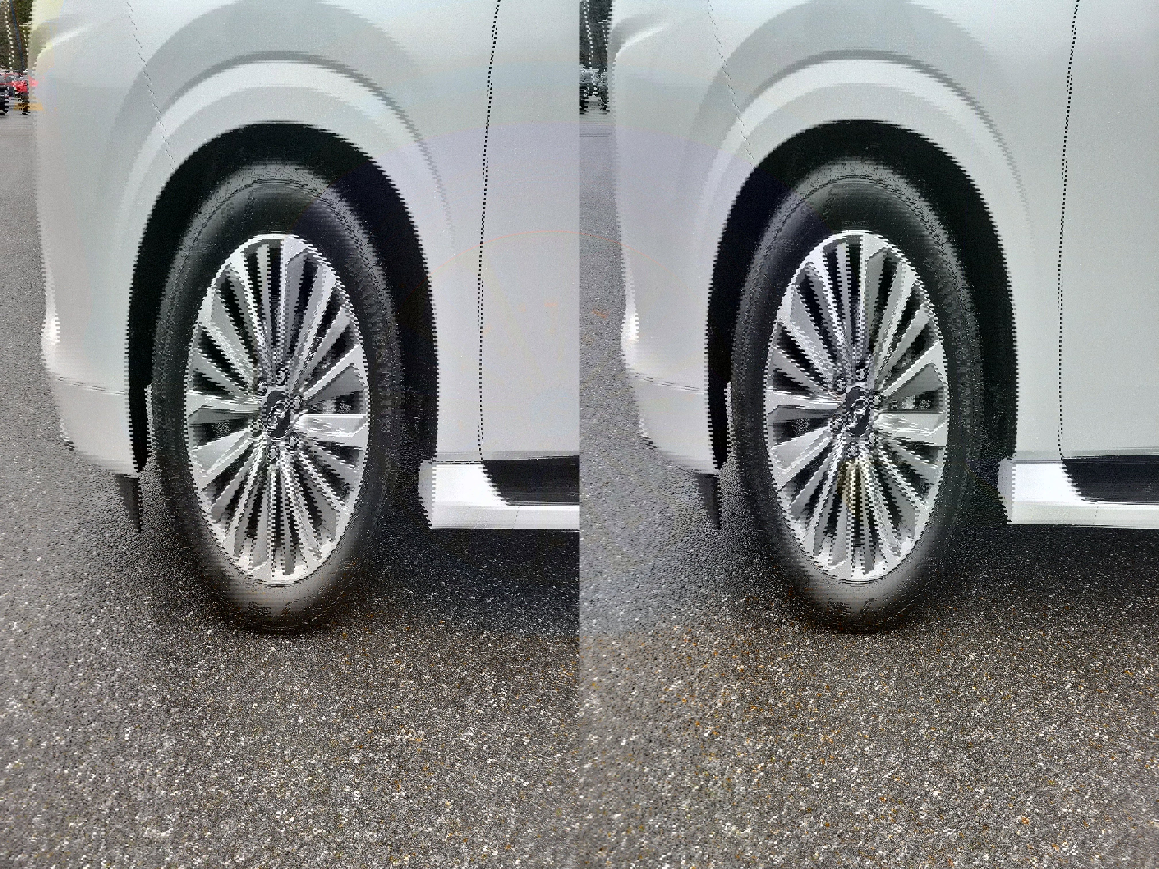 Used 2025 INFINITI QX80 Sensory image 11