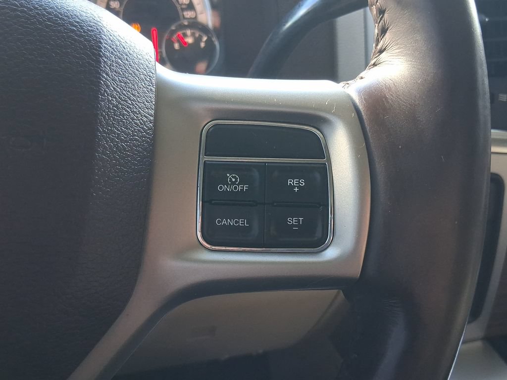 Used 2014 RAM 2500 Laramie AWD/4WD image 25
