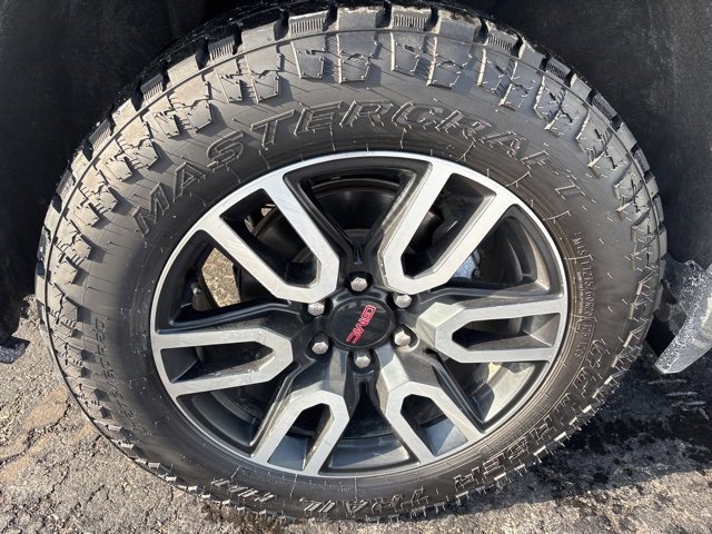 Used 2023 GMC Sierra 1500 AT4 w/ AT4 Preferred Package image 28