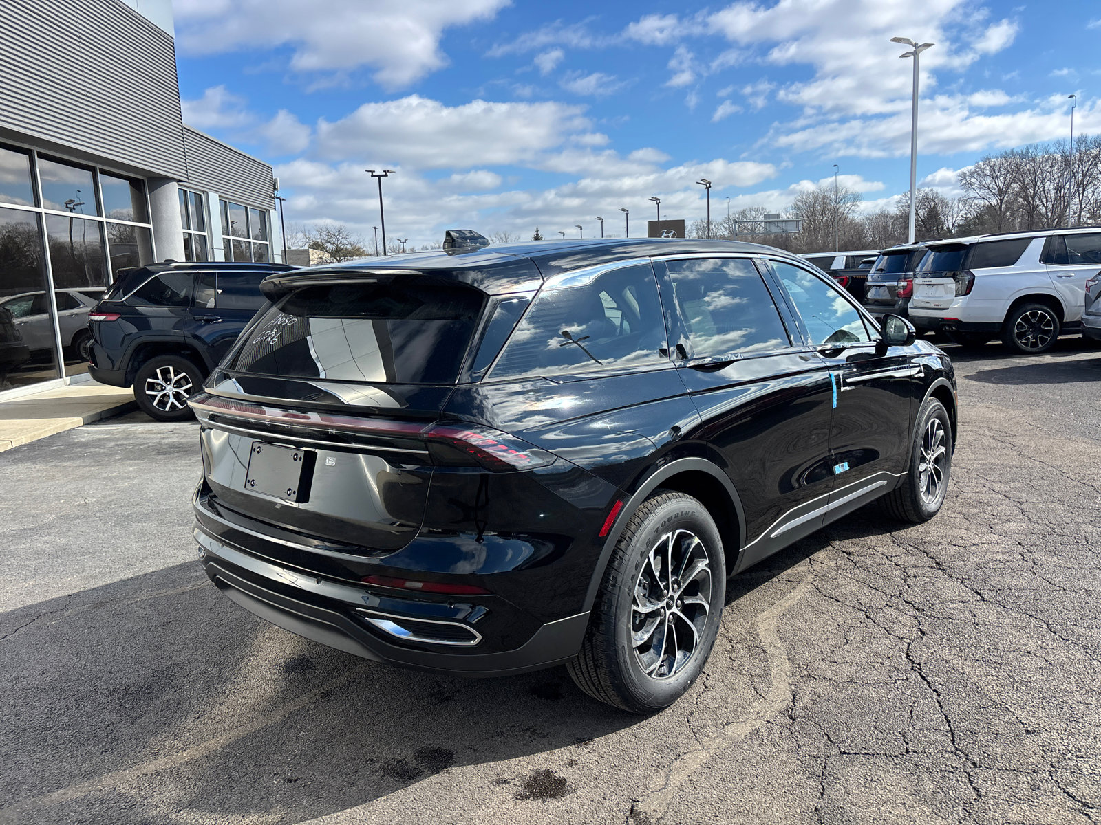 New 2026 Lincoln Nautilus Premier w/ Equipment Group 102A AWD/4WD image 7