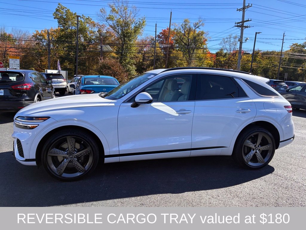 Used 2025 Genesis GV70 3.5T Sport w/ Sport Prestige Package AWD/4WD image 4
