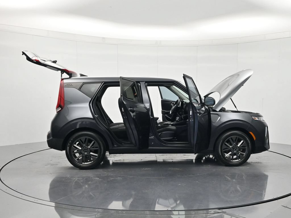 Used 2021 Kia Soul S FWD image 47