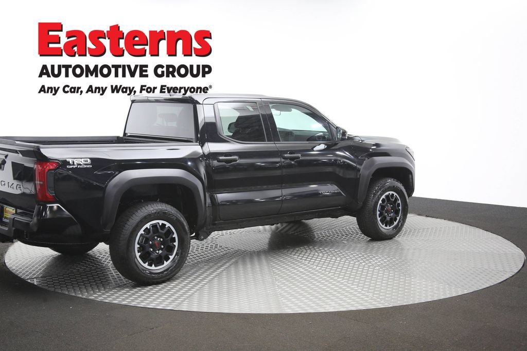 Used 2025 Toyota Tacoma TRD Off-Road AWD/4WD image 40