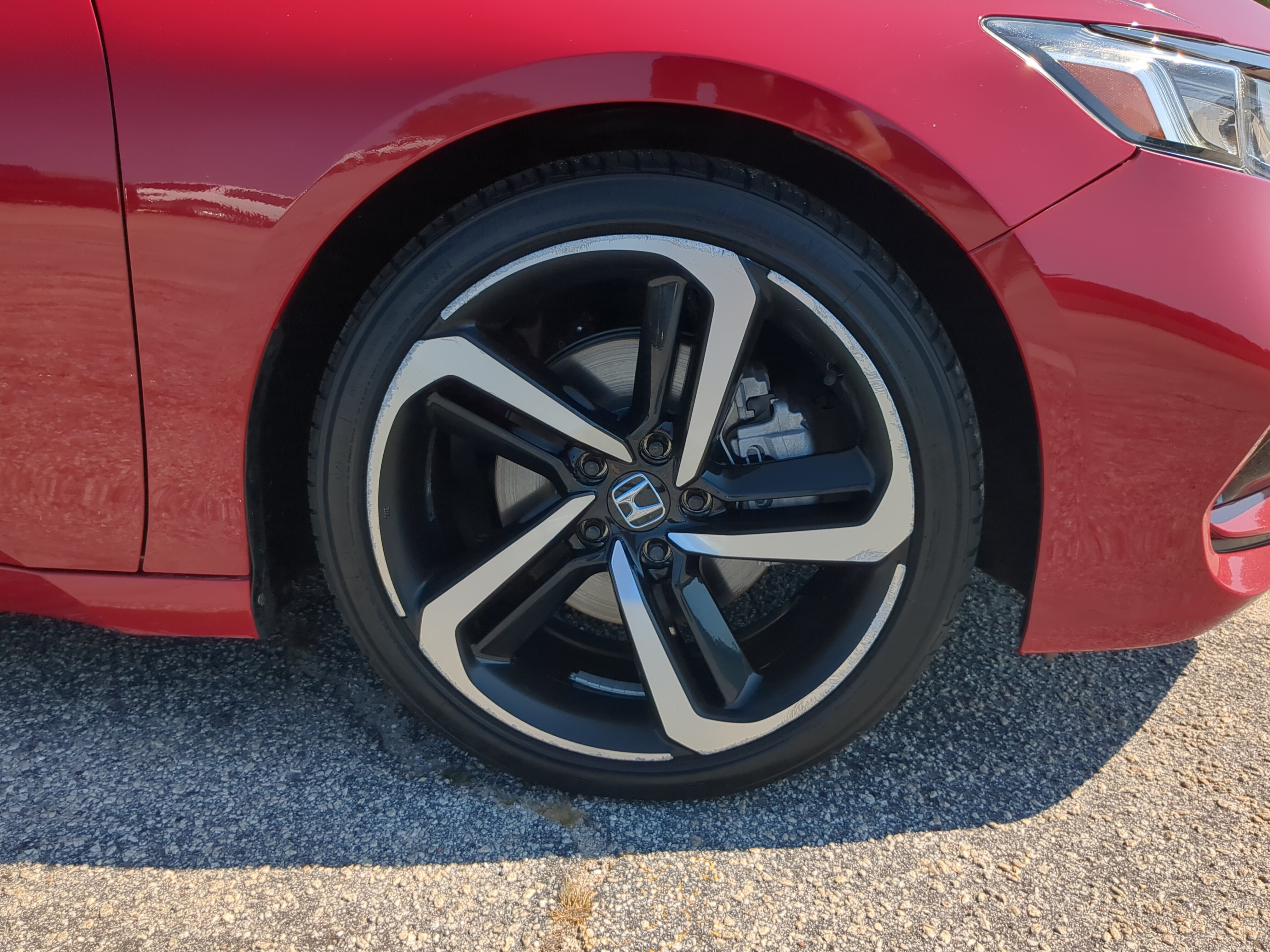 Used 2018 Honda Accord Sport image 9