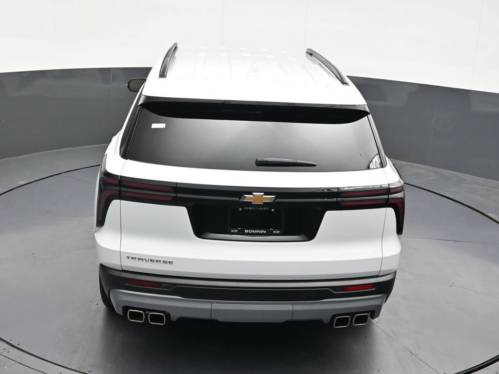 Used 2026 Chevrolet Traverse LT FWD image 20