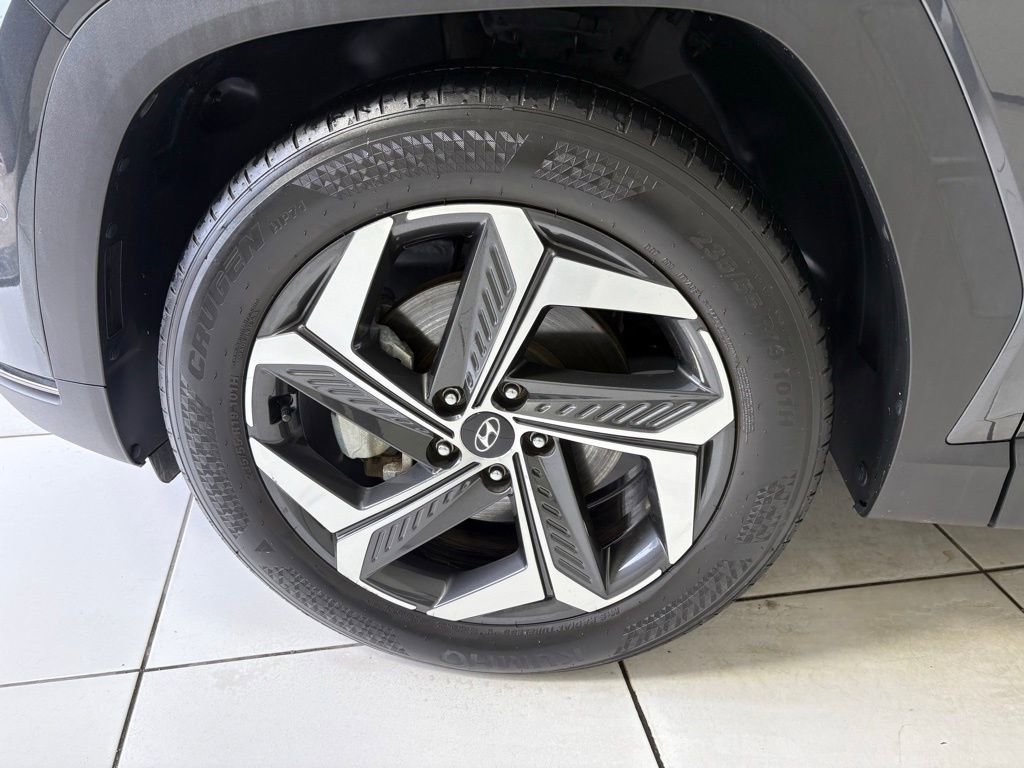 Used 2024 Hyundai Tucson Limited FWD image 9