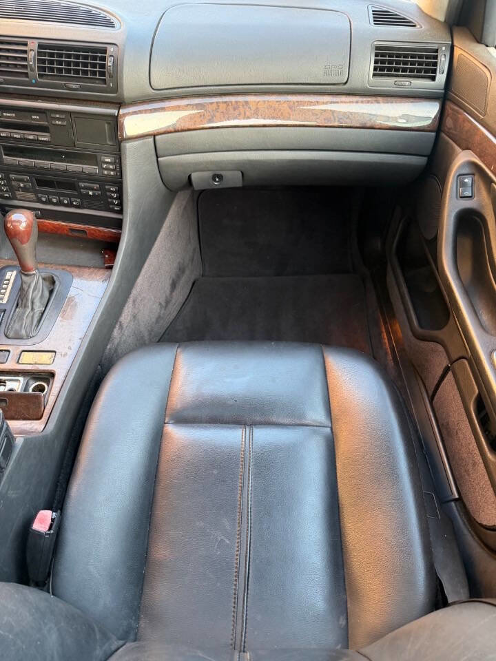 Used 1996 BMW 740iL RWD image 14