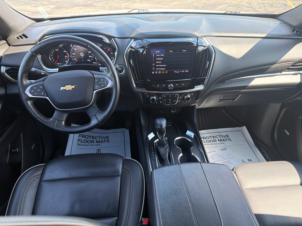 Used 2023 Chevrolet Traverse Premier AWD/4WD image 2