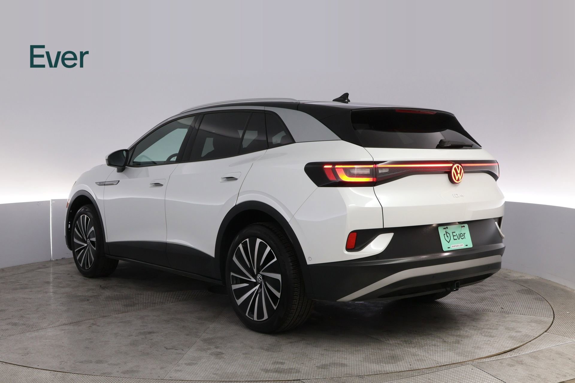 Used 2023 Volkswagen ID.4 Pro S Plus AWD/4WD image 17
