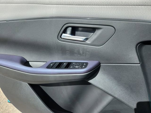 New 2026 Nissan Leaf SV+ w/ Floor Mat Package (SV+) image 6