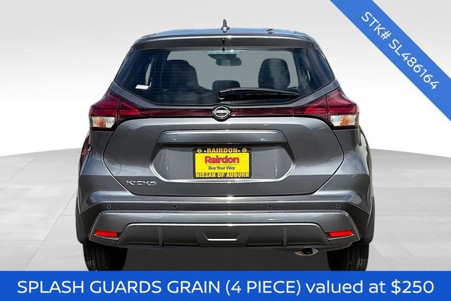 New 2025 Nissan Kicks Play S image 4