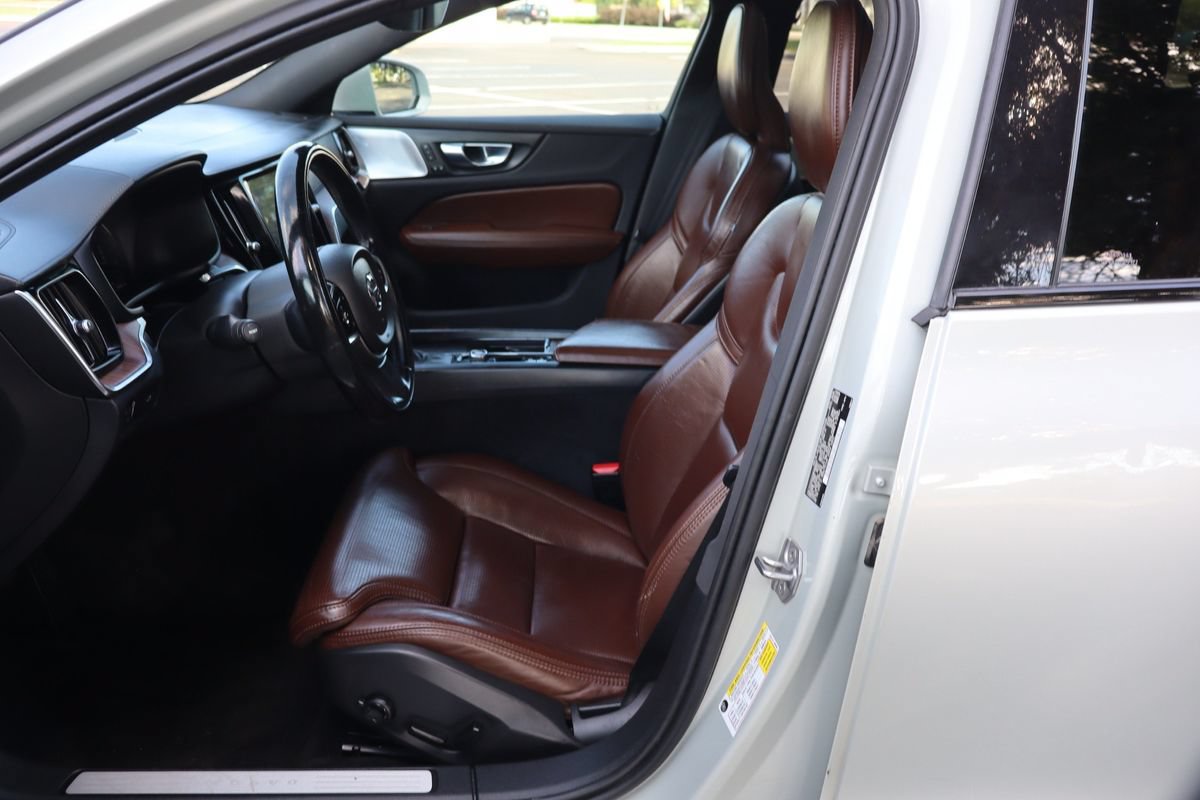 Used 2021 Volvo V60 T5 Cross Country AWD/4WD image 19