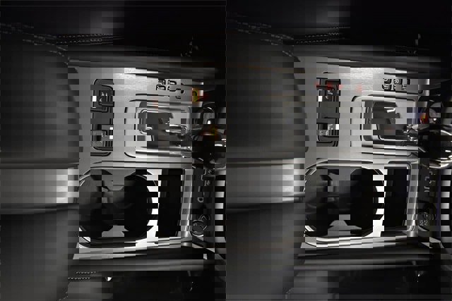 Used 2022 Nissan Murano SV image 21