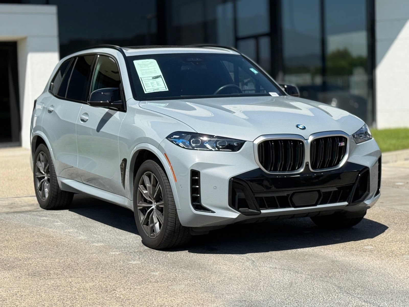 Used 2025 BMW X5 M60i AWD/4WD image 8