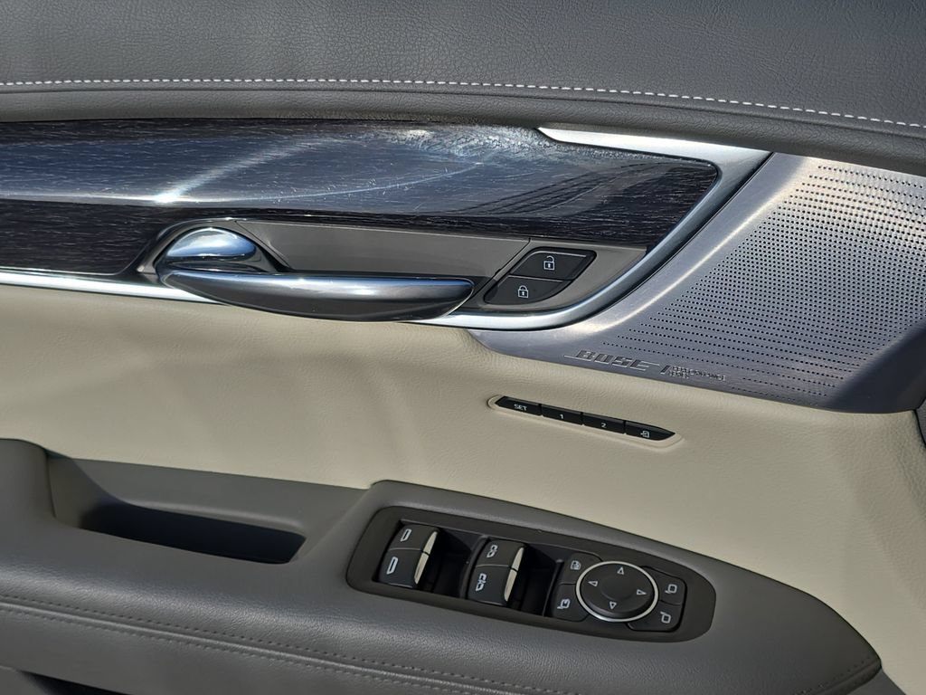 Certified 2024 Cadillac XT6 Premium Luxury w/ LPO, Floor Liner Package AWD/4WD image 30