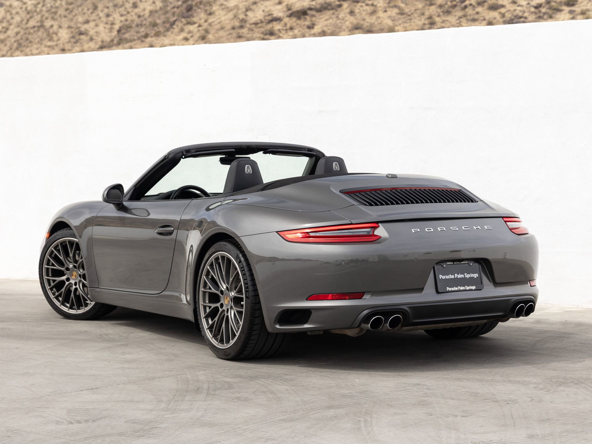 Certified 2018 Porsche 911 Carrera RWD image 3