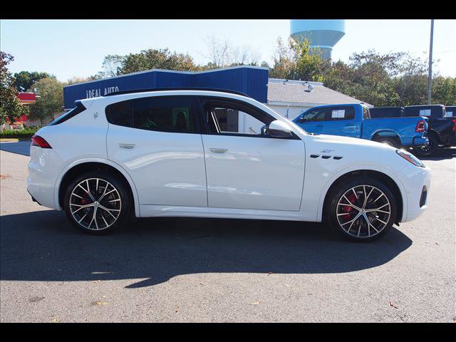 Used 2023 Maserati Grecale GT image 6