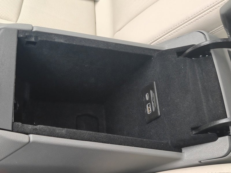 Used 2022 Cadillac XT5 Premium Luxury w/ Technology Package image 47