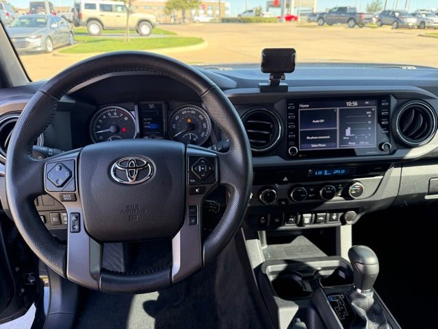 Used 2022 Toyota Tacoma TRD Off-Road w/ Technology Package image 12