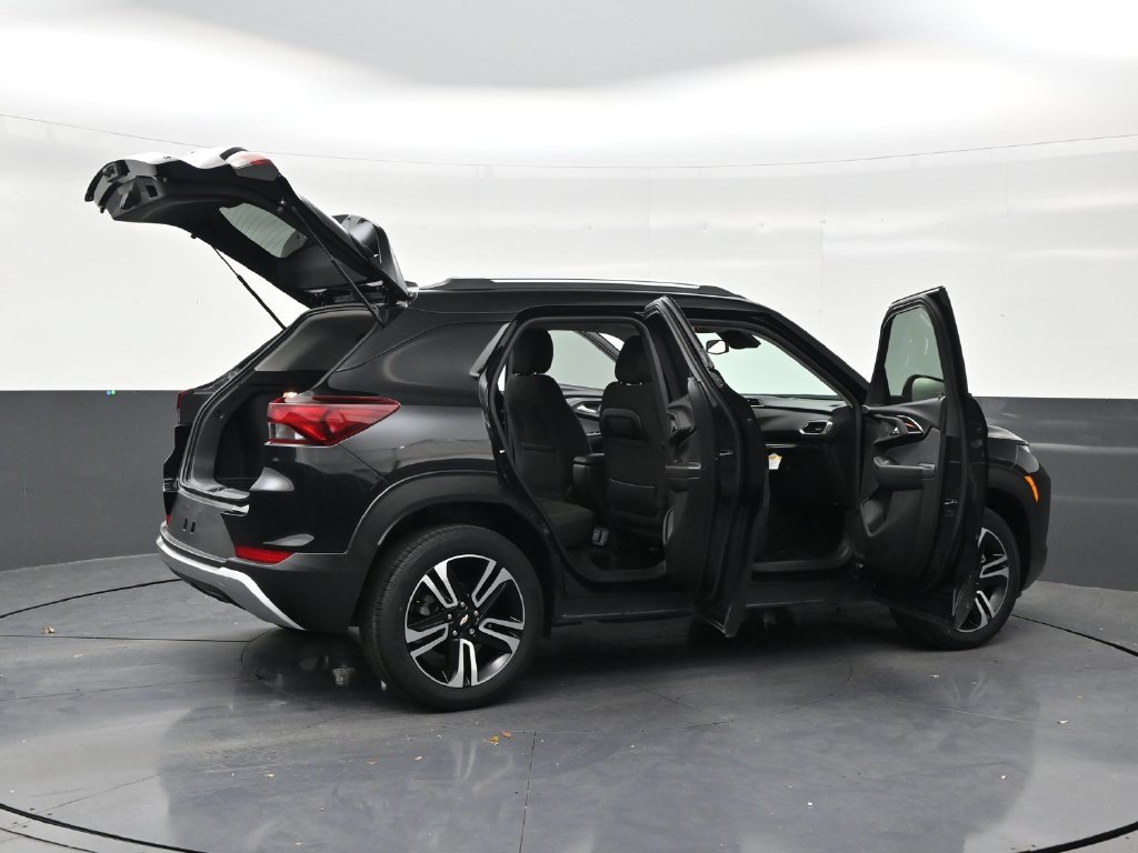 Used 2023 Chevrolet TrailBlazer LT w/ Convenience Package AWD/4WD image 28