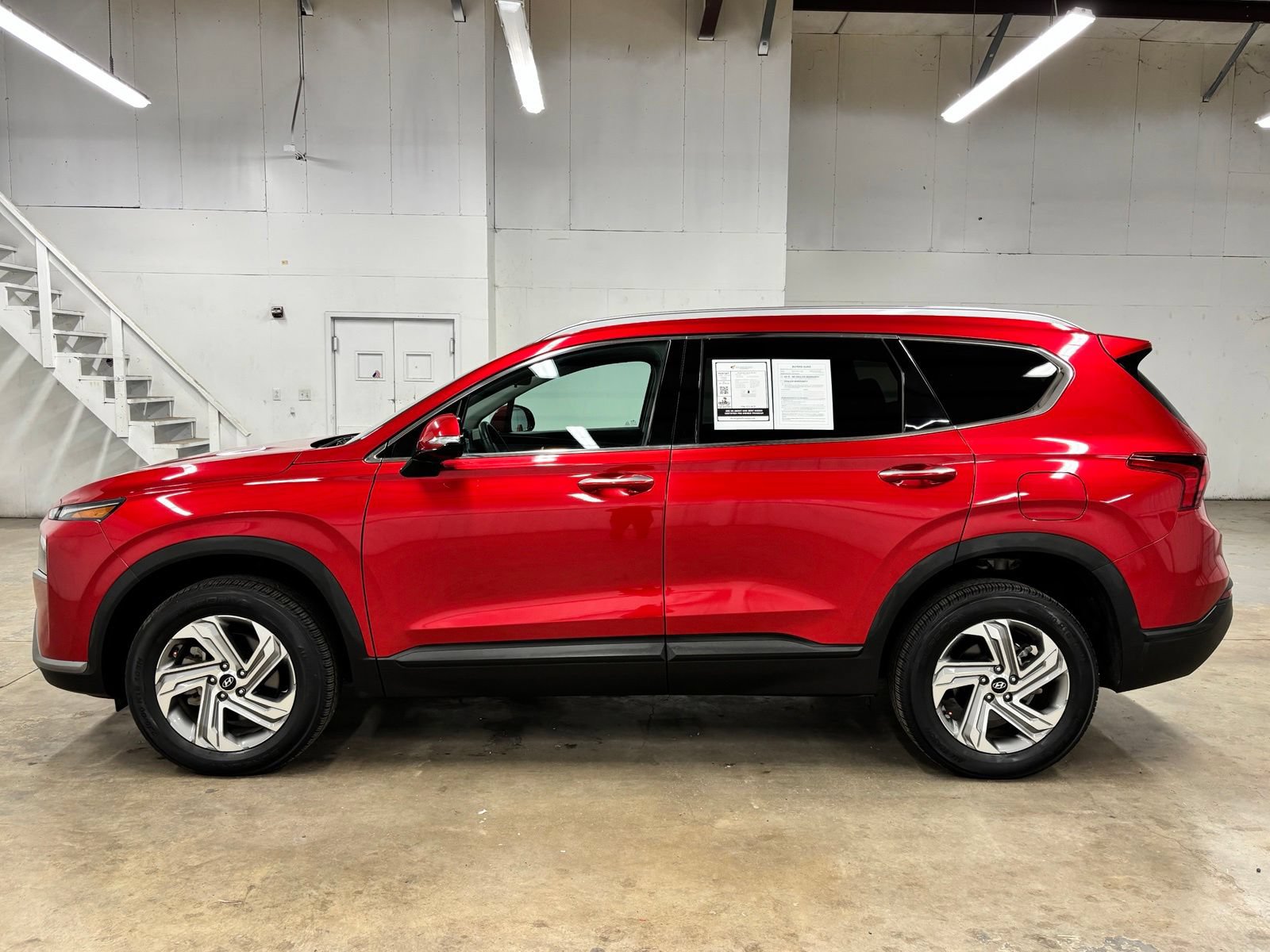 Certified 2023 Hyundai Santa Fe SEL AWD/4WD image 4