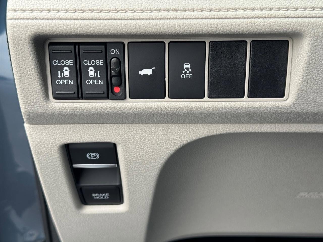 Certified 2026 Honda Odyssey EX-L image 23