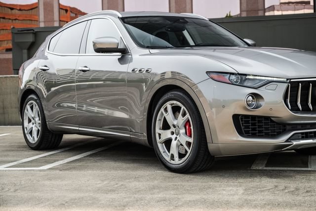 Used 2017 Maserati Levante S AWD/4WD image 57