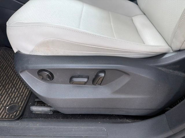 Used 2019 Volkswagen Tiguan SE FWD image 11