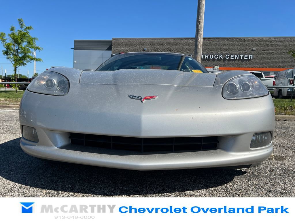 Used 2007 Chevrolet Corvette Coupe w/ Preferred Equipment Group RWD image 8