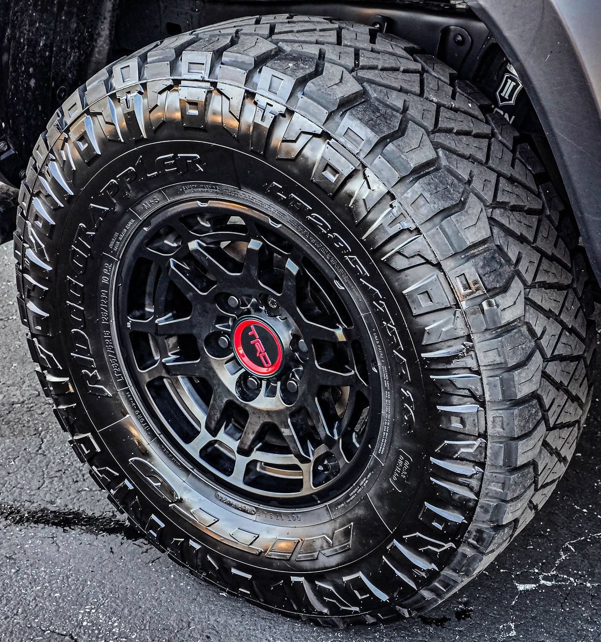 Used 2023 Toyota Tacoma TRD Pro AWD/4WD image 13
