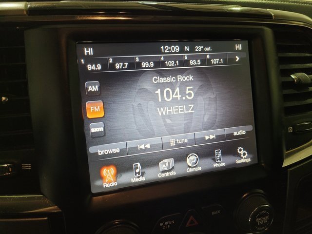 Used 2013 RAM 1500 Sport w/ Sport Premium Group image 29