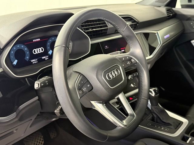 Used 2024 Audi Q3 2.0T Premium Plus w/ Premium Plus Package AWD/4WD image 18