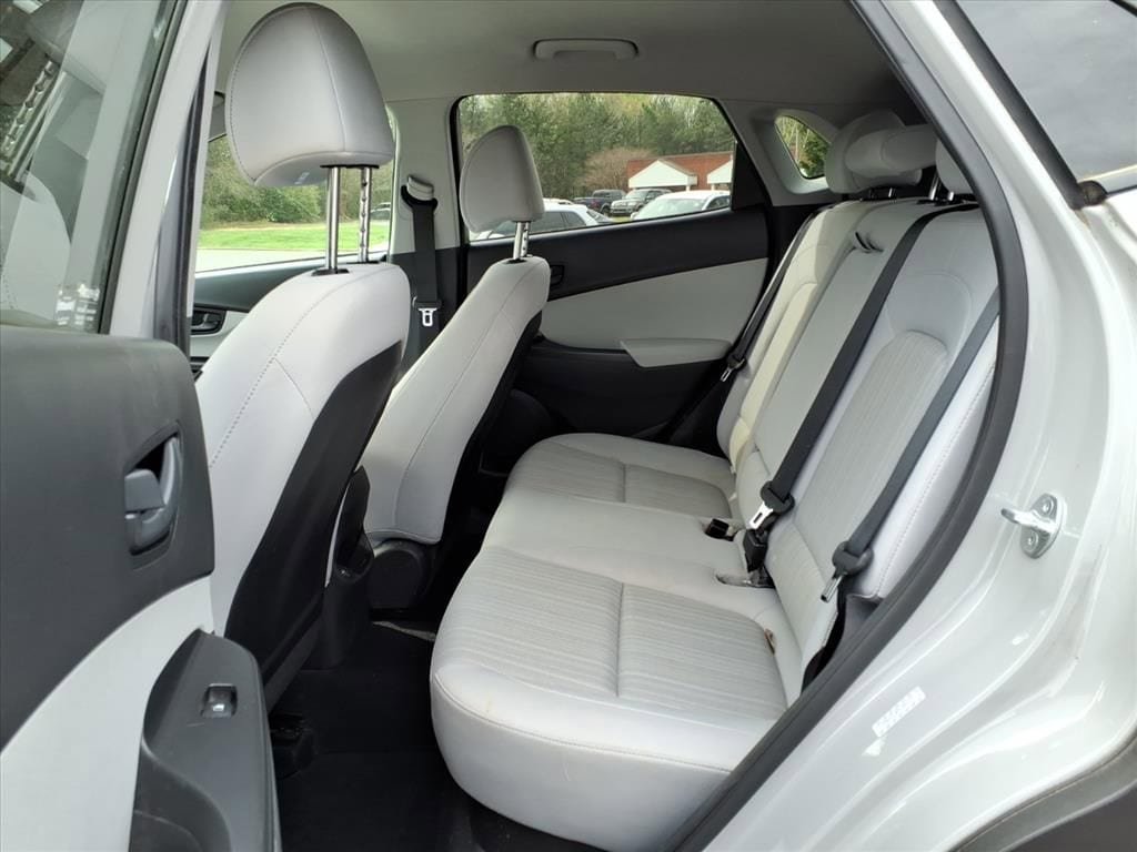 Certified 2023 Hyundai Kona SEL image 5
