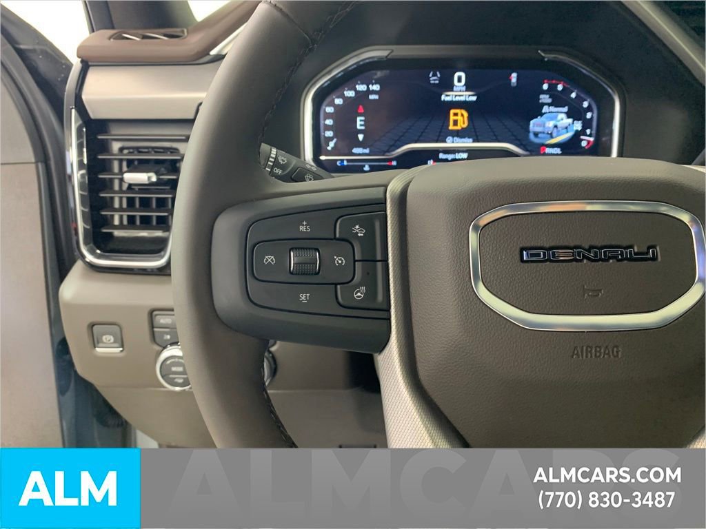 Used 2025 GMC Sierra 3500 Denali image 21