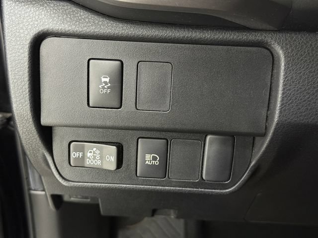 Used 2023 Toyota Tacoma SR5 RWD image 14