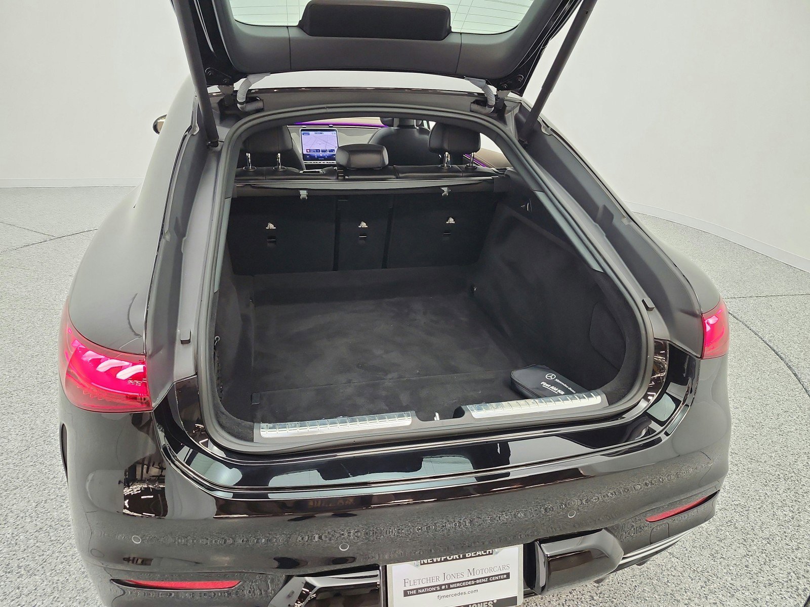 Used 2023 Mercedes-Benz EQS 450+ 4MATIC Sedan image 33