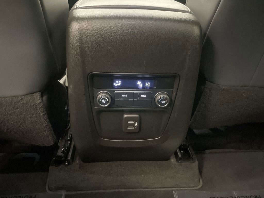 Used 2020 Buick Enclave Essence FWD image 14