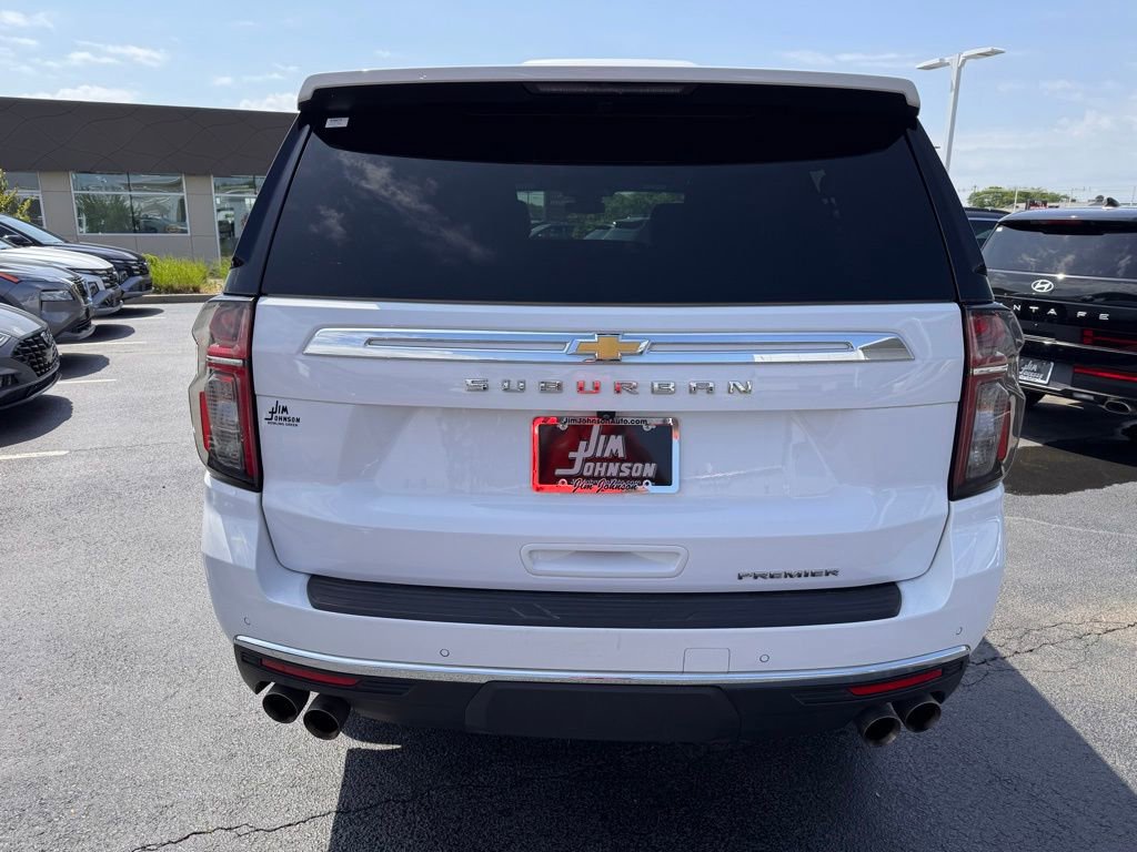 Used 2023 Chevrolet Suburban Premier AWD/4WD image 4