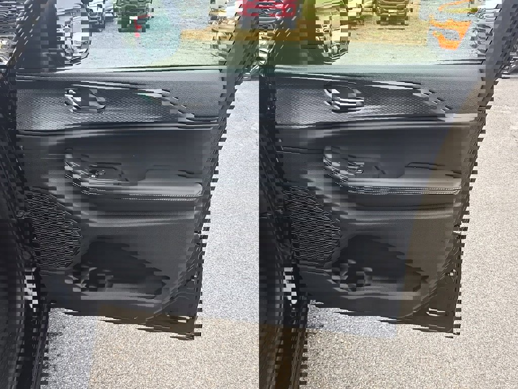 New 2025 Jeep Grand Cherokee Laredo X image 10