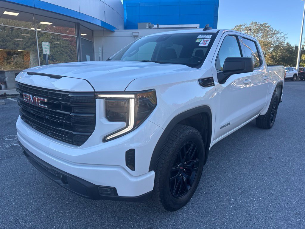Used 2024 GMC Sierra 1500 Elevation AWD/4WD image 1