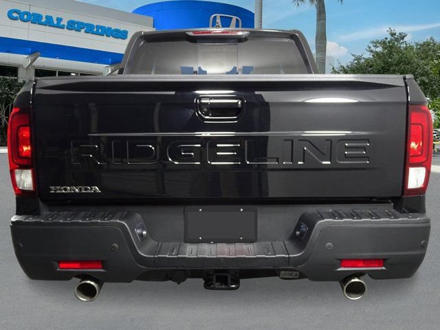 New 2026 Honda Ridgeline Black Edition image 4