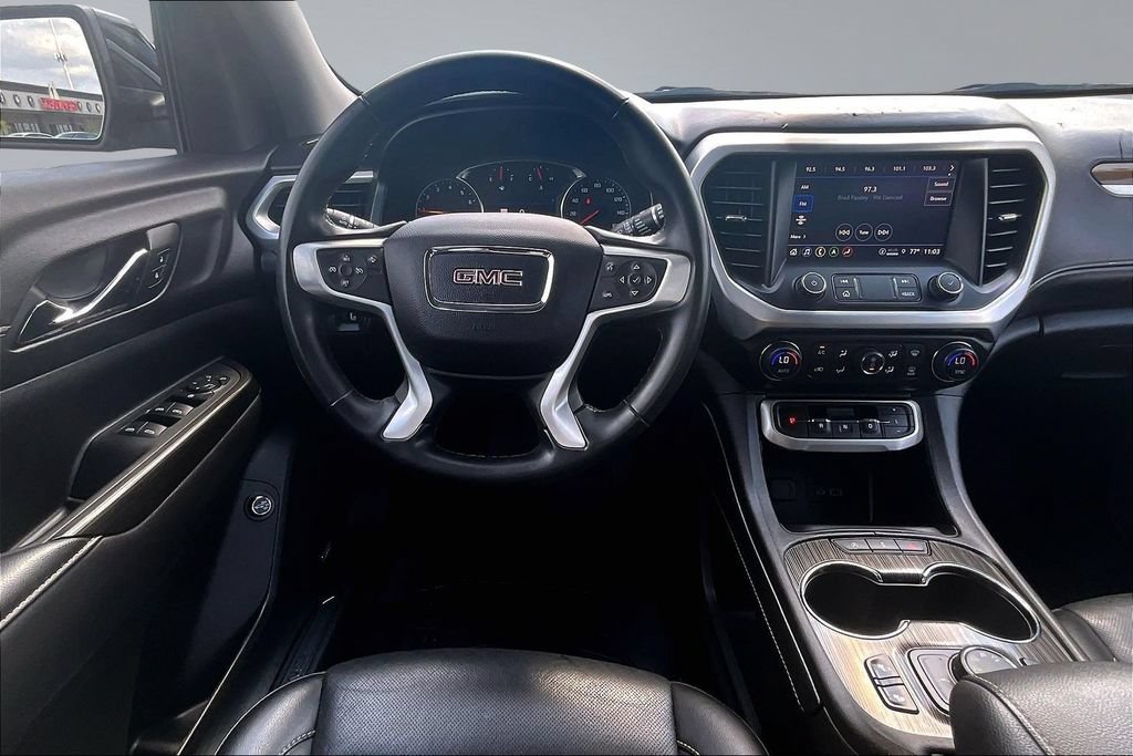 Used 2023 GMC Acadia SLT AWD/4WD image 5